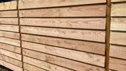 images/001-tuinaanleg-ettenleur/zweeds--potdeksel-planken-schutting/zweeds-rabat--douglashout-schutting-Vugt-Tilburg-257x145-208