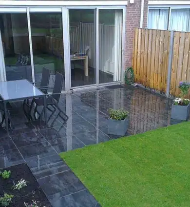 images/022 andre/leggen van keramische tegels buiten 60x60x2-390x424-77d