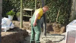 images/026 verboven/Beton storten voor een vijver hoe leg ik een strakke vijver aan-257x145-7fe
