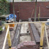images/026 verboven/het metselen van een strakke vijver in dongen-200x200-672