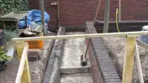 images/026 verboven/het metselen van een strakke vijver in dongen-210x118-dde