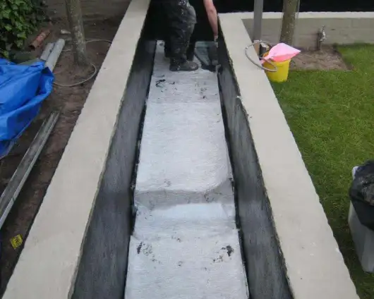 images/026 verboven/polyesteren van vijver vught-530x424-336