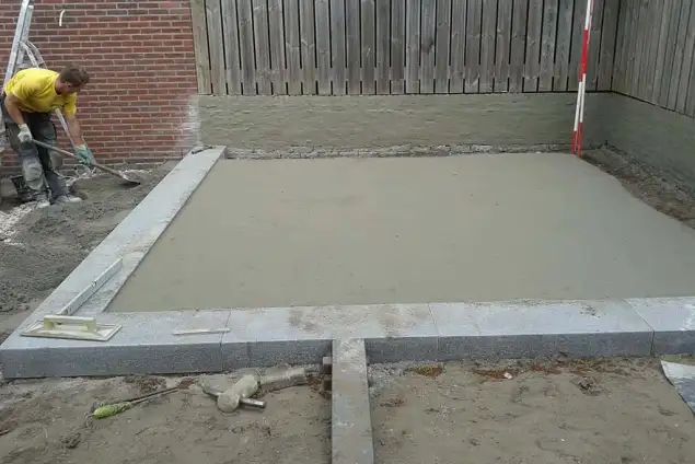 images/029rob de wijs/9 verhoogd terras van keramische tegels Den Bosch-635x424-d17