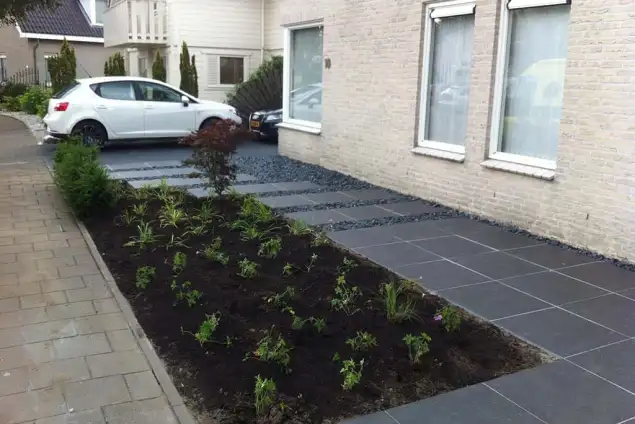 images/029rob de wijs/Keramische tuintegels buiten leggen Drunen(1)-635x424-d17