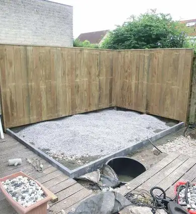 images/034 tiel ron/leg insturctie ondegrond keramische buitentegels leggen tiel-390x424-ba6