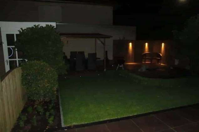 images/034 tiel ron/verhoogd terras van keramische buiten tegels verlicht met led-635x424-0e3