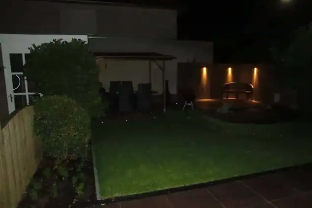 images/034 tiel ron/verhoogd terras van keramische buiten tegels verlicht met led-635x424-129