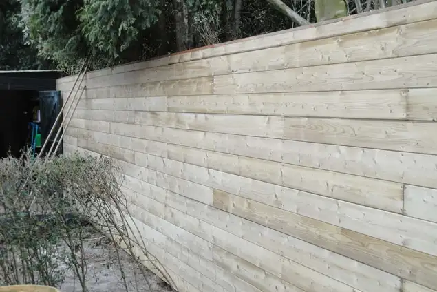 images/1 tuinafscheiding dichte tuin afscheiding dichte schutting waalwijk breda vught eindhoven geldrop veldhoven-635x424-86c