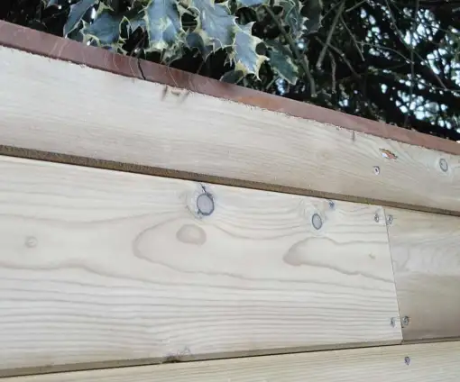 images/5 hardhouten afdeklat op een dichte schutting tuinafscheiding. eersel esbeek hilvarenbeek oirschot moergestel-510x424-8b1