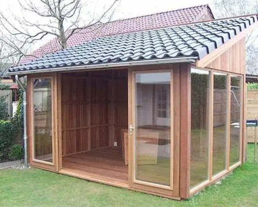 images/kruispunt schuttingen/hardhout tuinkamer showmodel 5-530x424-098