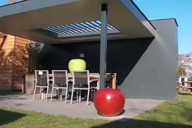 images/kruispunt schuttingen/tuinoverkapping met lichtkoepel best tilburg eindhoven vught goirle-635x424-e8f