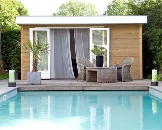 images/kruispunt schuttingen/tuinprieel tuinoverkapping bij een zwembad-530x424-336