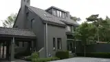 images/malherbe/moderne strakke oprit met split en betonplaten moderne tuinontwerpen-160x90-0b3