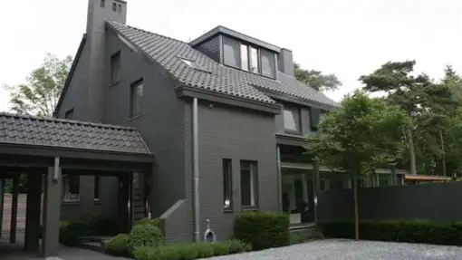 images/malherbe/moderne strakke oprit met split en betonplaten moderne tuinontwerpen-510x287-f8a