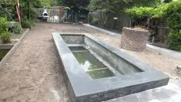images/renee vijver/5 vast metselen vijver rand in vught op een strakke vijver hovenier-257x145-38d