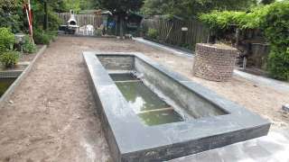 images/renee vijver/5 vast metselen vijver rand in vught op een strakke vijver hovenier-320x180-817