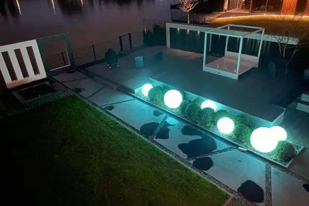 images/verlichting-rotterdam/moderne-tuin-aanleggen-verlichting-breda-635x424-360