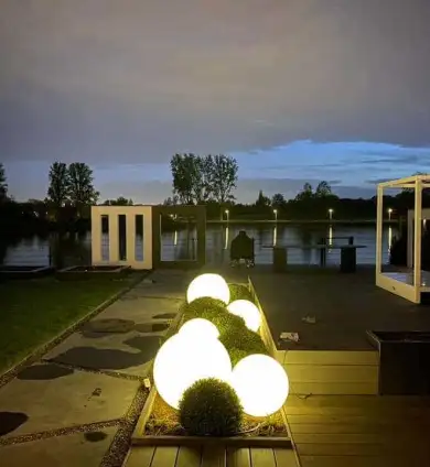 images/verlichting-rotterdam/moderne-tuin-aanleggen-verlichting-den-bosch-390x424-c0b