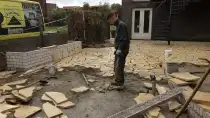 images/vlaardingen/vastzetten flagstones op een muur-210x118-171