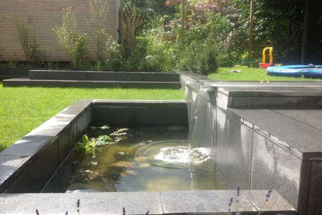 moderen waterelementen met natuursteen in berkel enschot