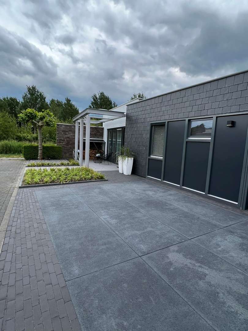 0000nieuws/2022/26-5-reeshof/tuinaanleg-tilburg-hovenier
