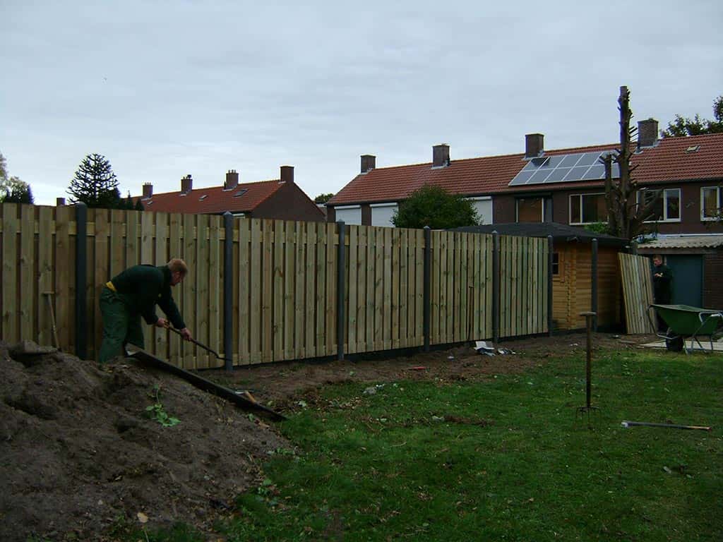 008 best boom rooien/05 plaatsen van een tuinafscheiding leveren en monteren schuttingen in geldrop helmond asten veldhoven helvoirt dongen.JPG