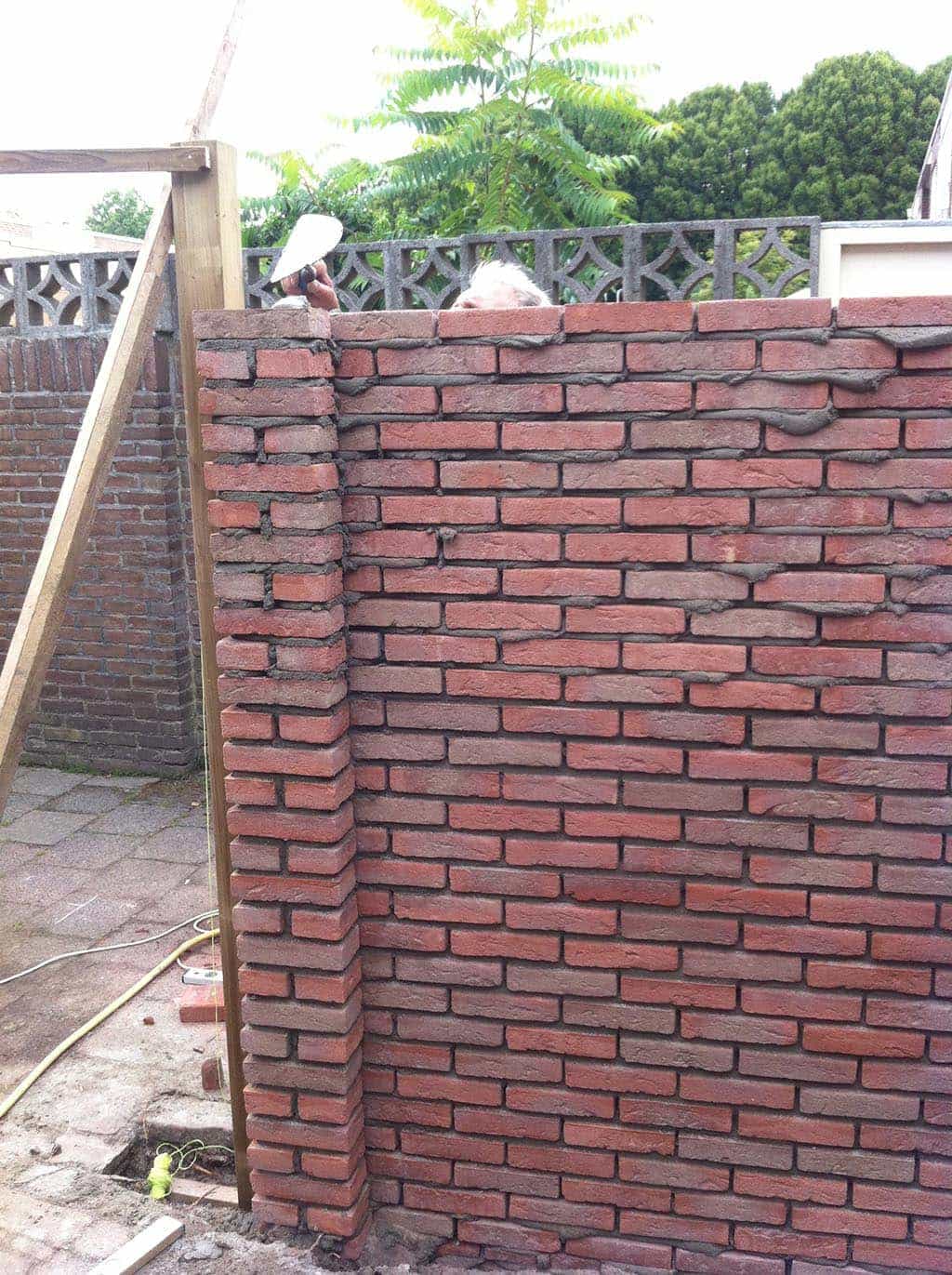 012geldrop/metselen stenen tuinmuur Eindhoven.JPG