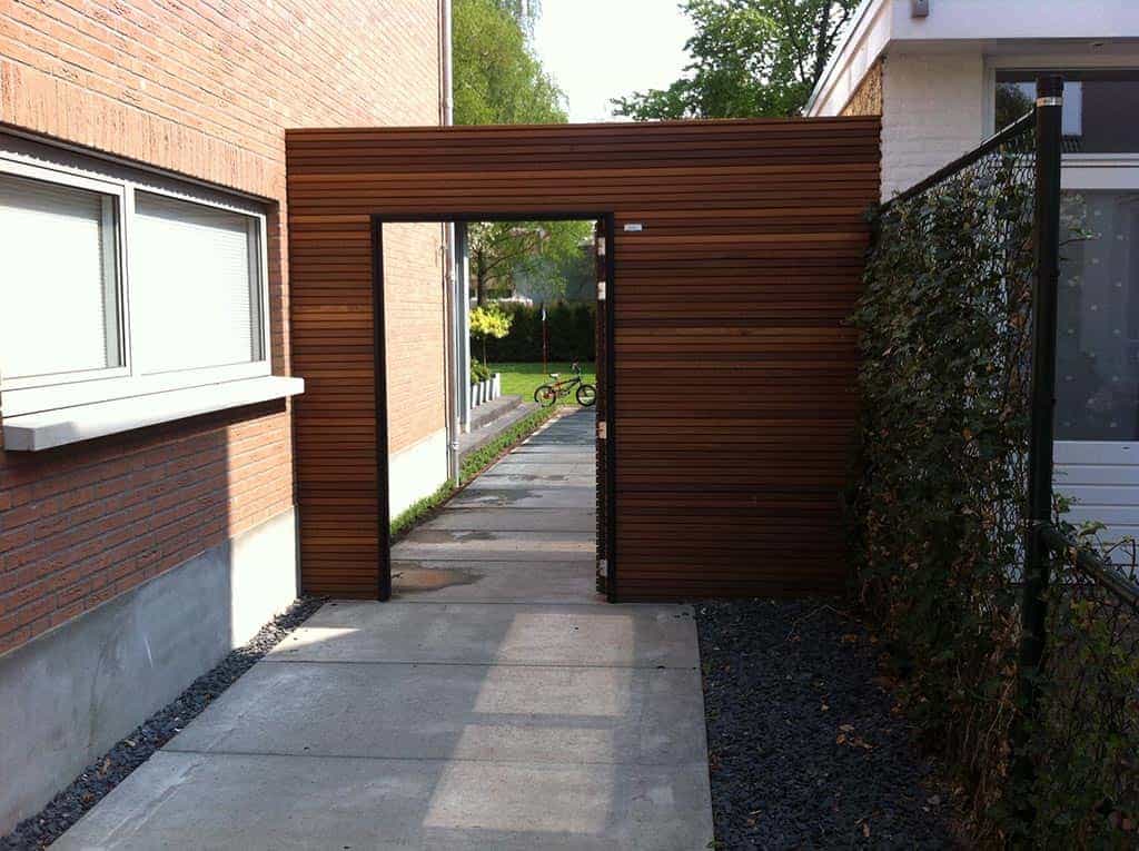 012geldrop/moderne tuinpoort hardhout.JPG