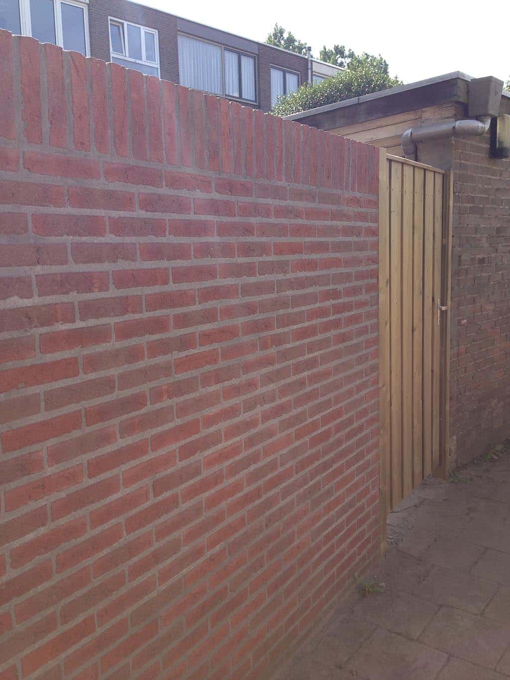 012geldrop/stenen muur metselen 526.JPG