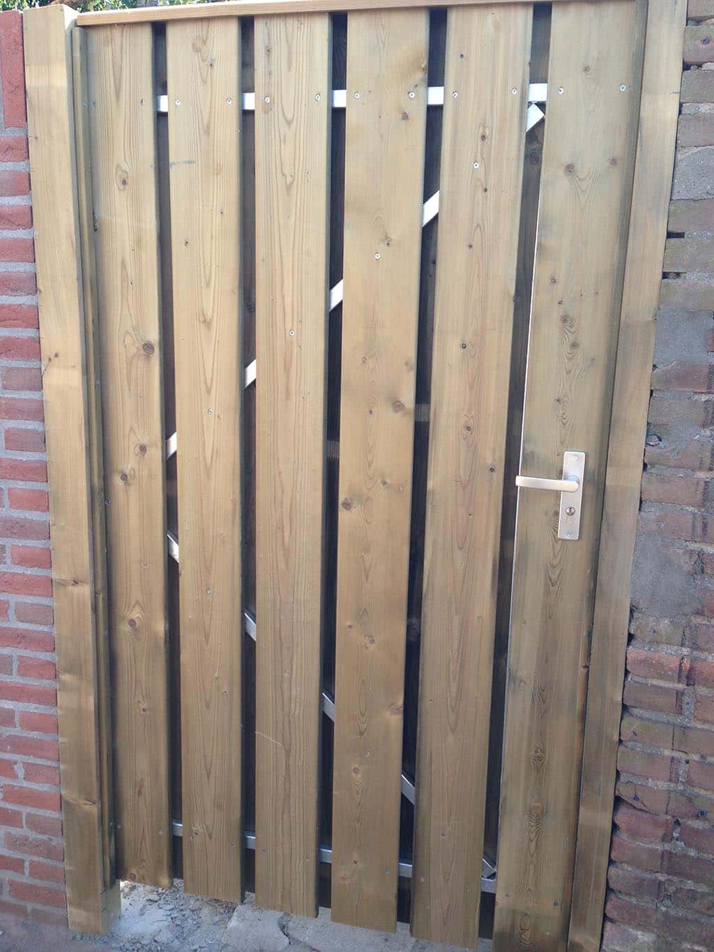 012geldrop/stenen muur metselen 527.JPG