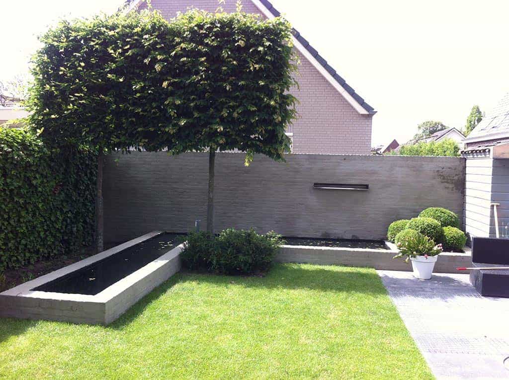 026 verboven/polyesteren vijver Eindhoven.JPG