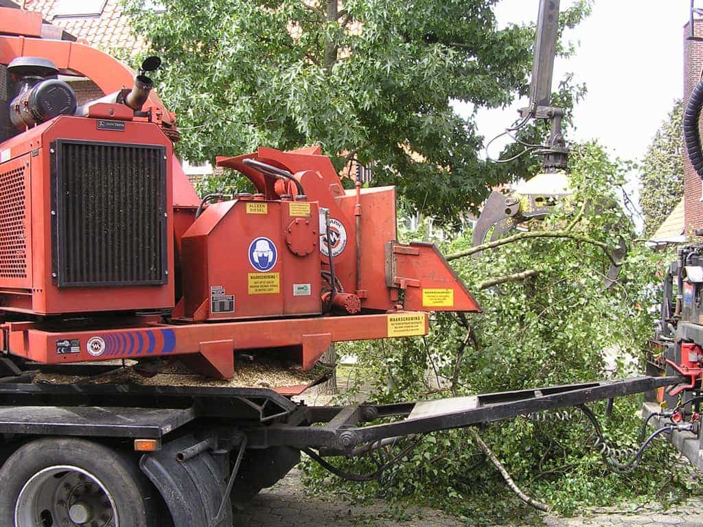 bomen rooien/boom rooien/bomen versnipperen