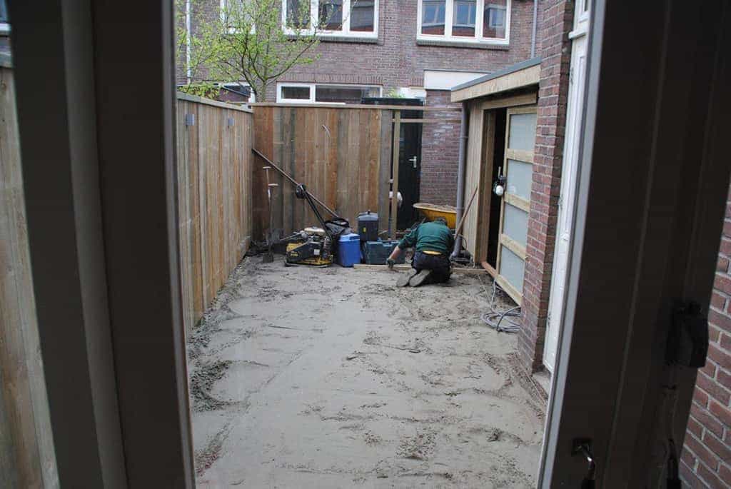jan willem/6 zandbed in orde maken voor straatwerk in utrecht