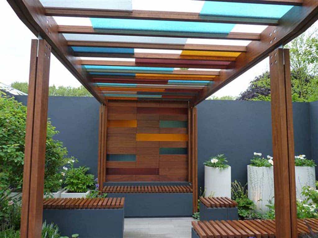 kruispunt schuttingen/pergola met glas. tilburg best waalwijk dongen utrecht breda ulvenhout best geldrop