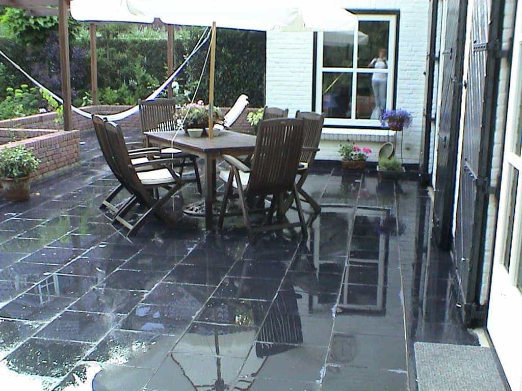 marloes/1 hardstenen terras bestraten. luxe soorten betrating tuinaanleg vught hovenier