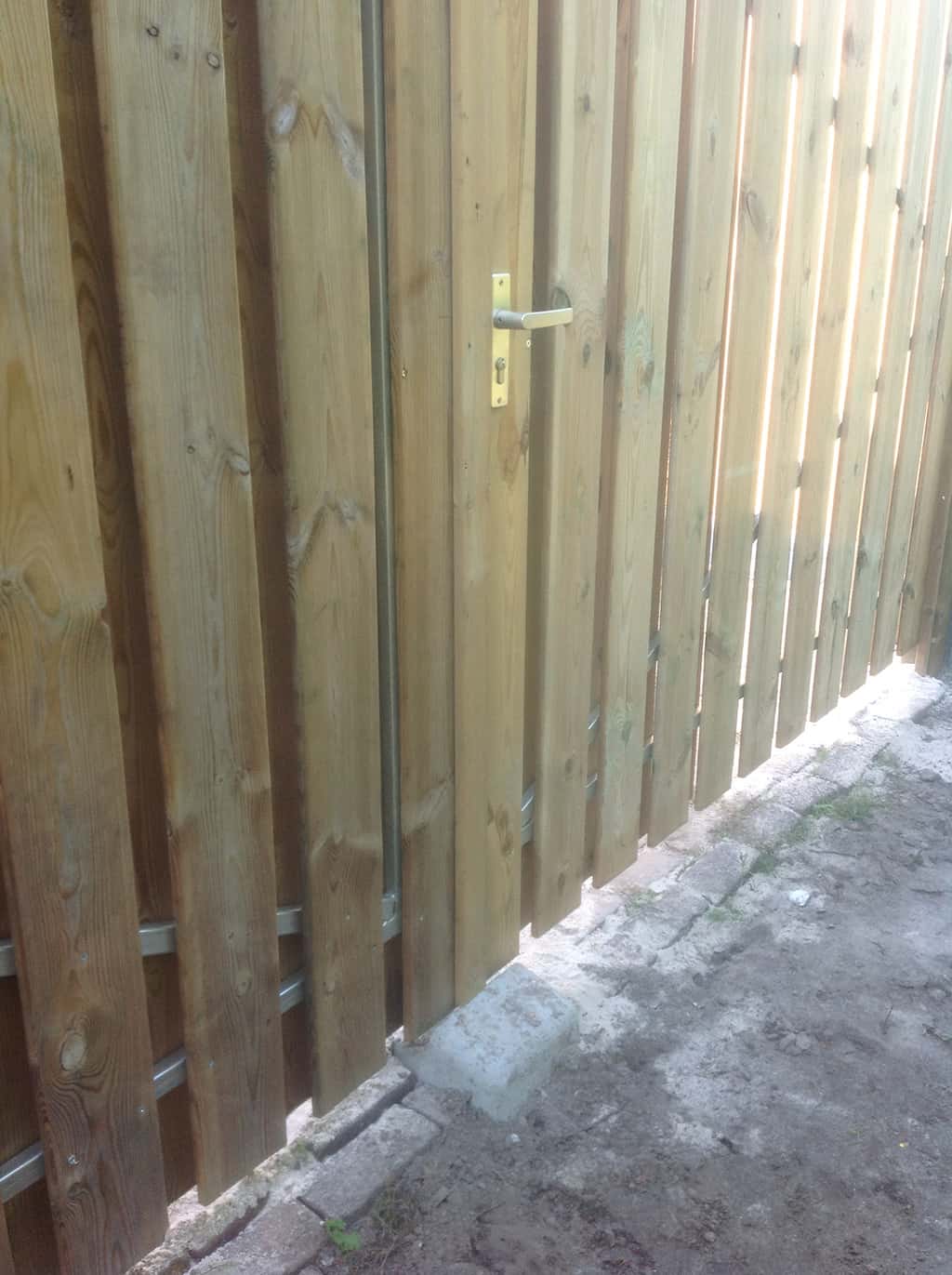 waalwijk/tuinpoort met cilinderslot tilburg breda waalwijk den bosch vught